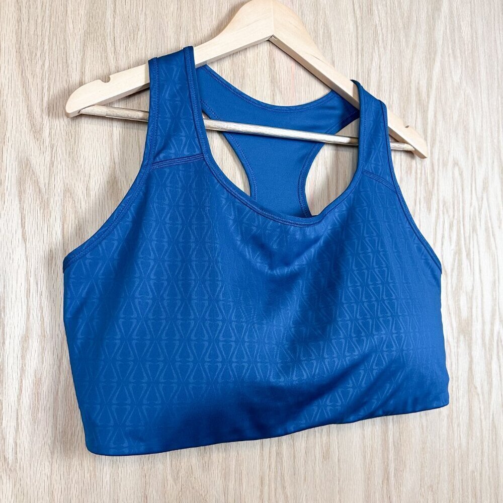 Nike Swoosh Medium-Support 1-Piece Pad Sports Bra (Plus Size) - Picture 2 of 7